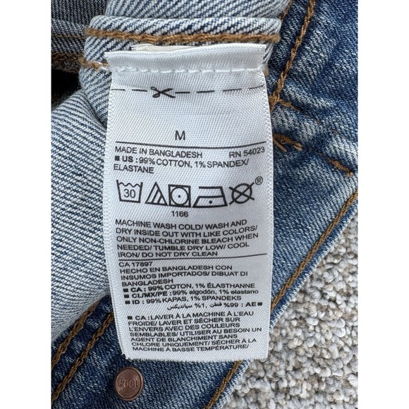 Old Navy Classic Trucker Jacket Womens M Blue Stretch Denim Coastal Cowgirl Y2K - Picture 10 of 11